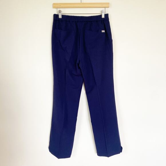 FIGS Technical Collection Women's Pleated Straight Fit Button Closure Pants Navy - Picture 5 of 6